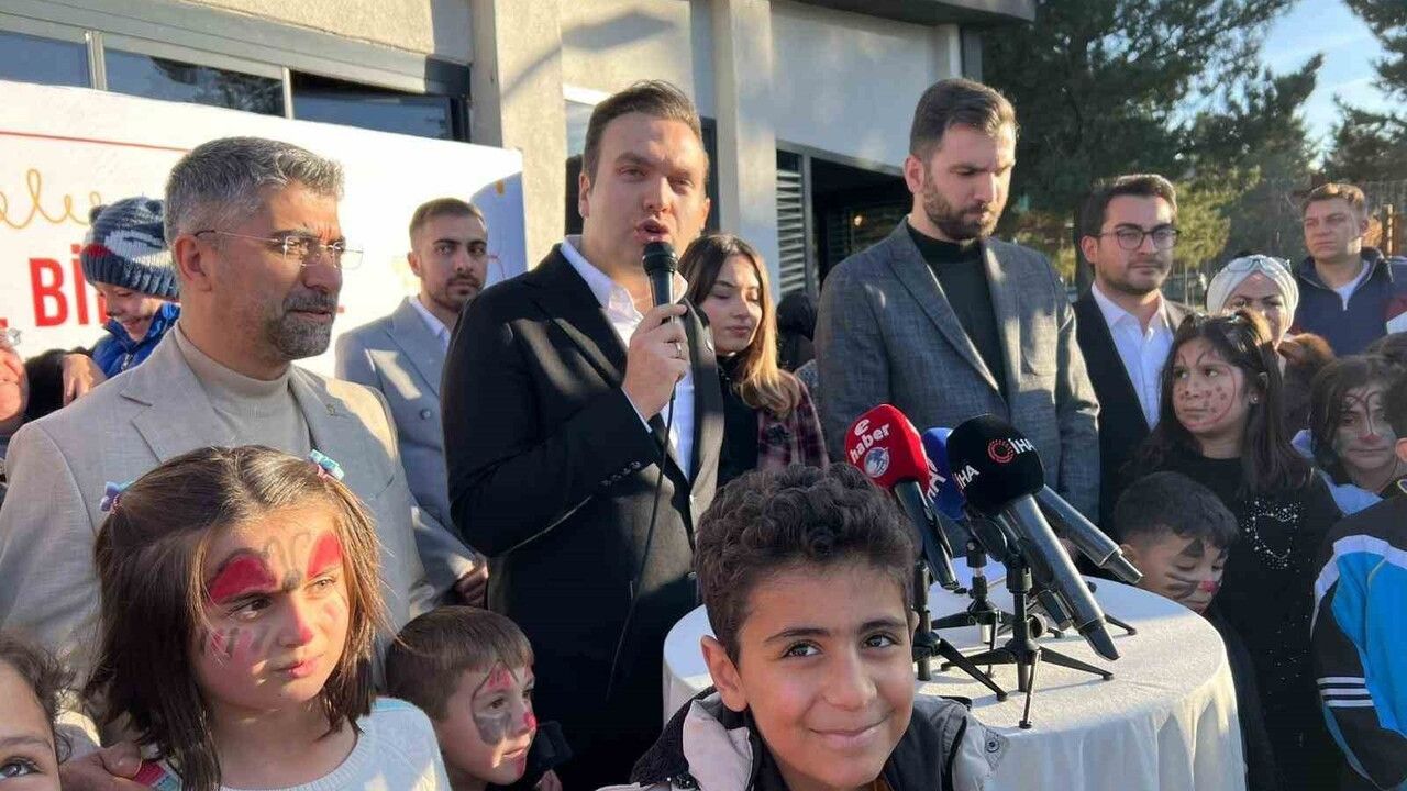 Yusuf İbiş: "Çocuklar için daha adil bir dünyayı hep birlikte inşa edeceğiz"