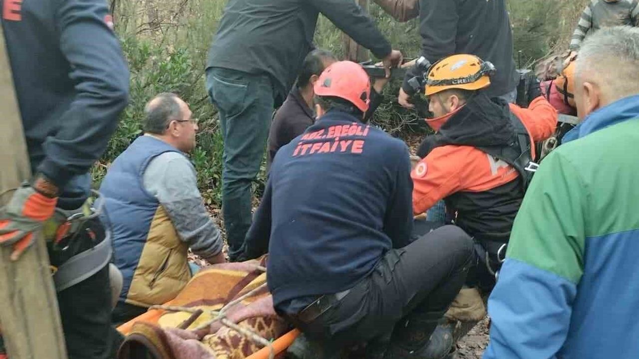 Zonguldak'ta Muhtar Şelalede 30 Metre Yükseklikten Düştü — Hasan Korkmaz Yaralandı