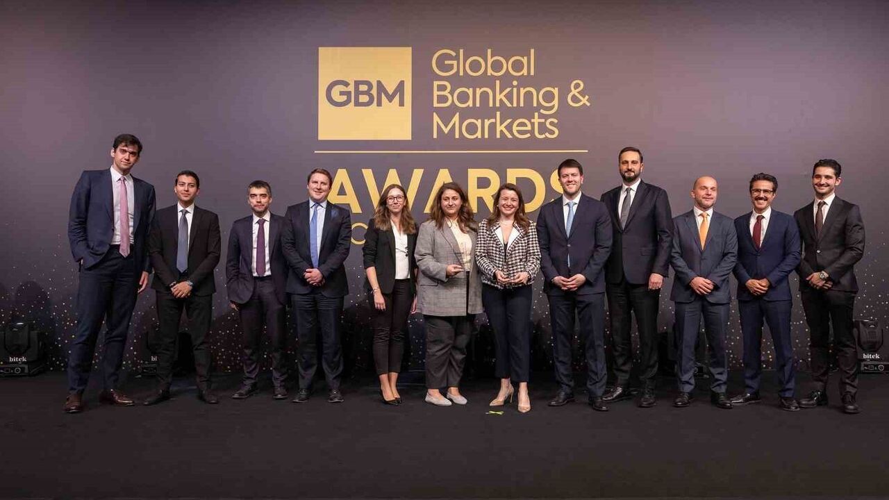 Zorlu Enerji'ye Global Banking & Markets'tan İki Ödül — 1,1 Milyar Dolarlık Eurobond
