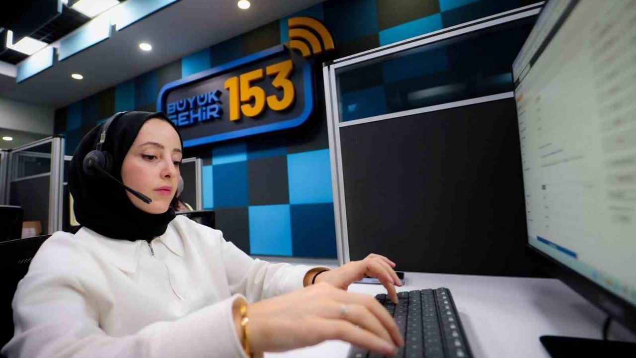 153 Çağrı Merkezi 2025'te 970 Bin Vatandaşla İletişime Geçti