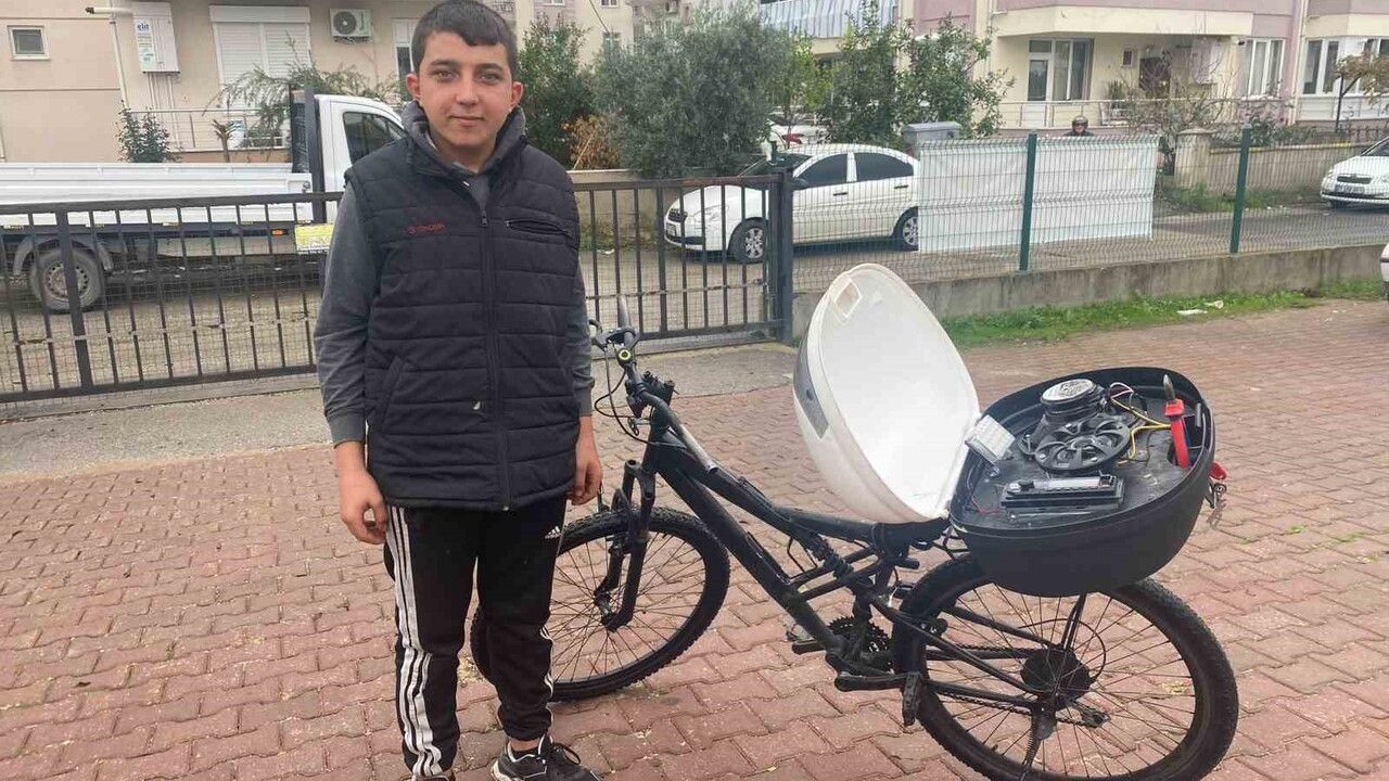 16 Yaşındaki Özel Öğrenci Bayram Efe, Bisikletine Kendi Müzik Sistemini Kurdu