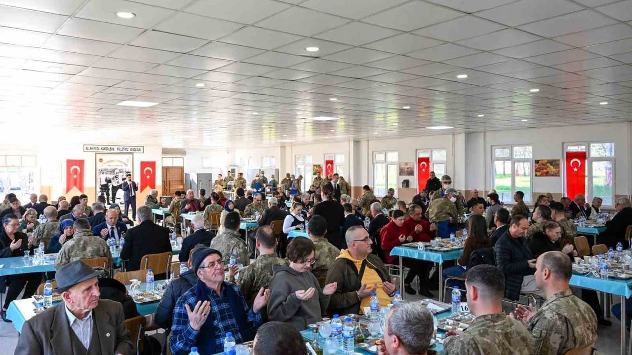 65. Mekanize Piyade Tugay Komutanlığı şehit aileleri ve gazileri ağırladı