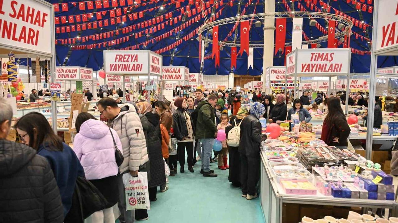8. Isparta Kitap Fuarı 10 günlük şölenin ardından sona erdi
