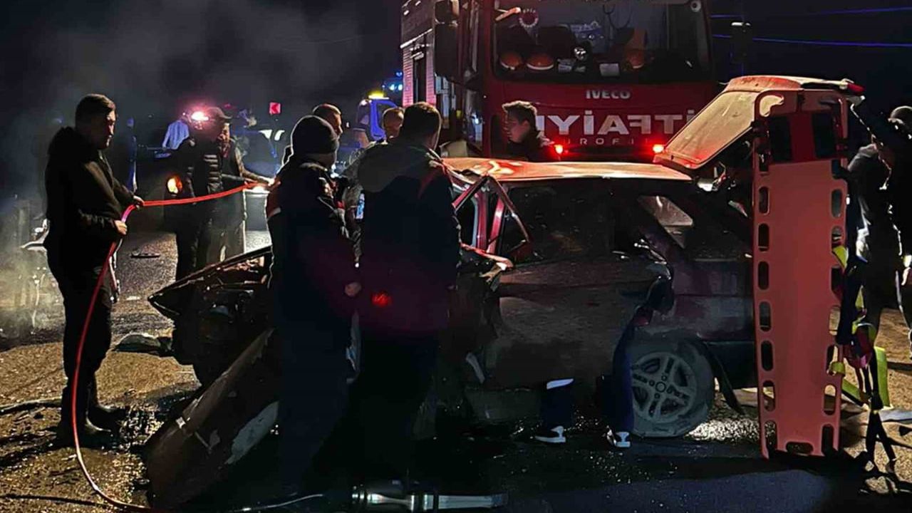 Abant Yolunda Kafa Kafaya Kaza: Ağır Yaralı Genç Hastanede Hayatını Kaybetti