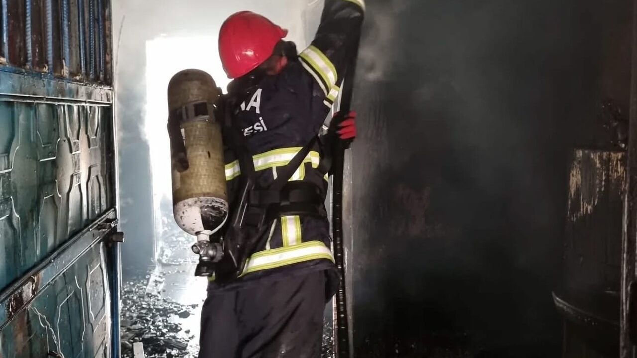 Adana Aladağ'da Yangın: 85 Yaşındaki Zeynep Keklik'in Cansız Bedeni Bulundu