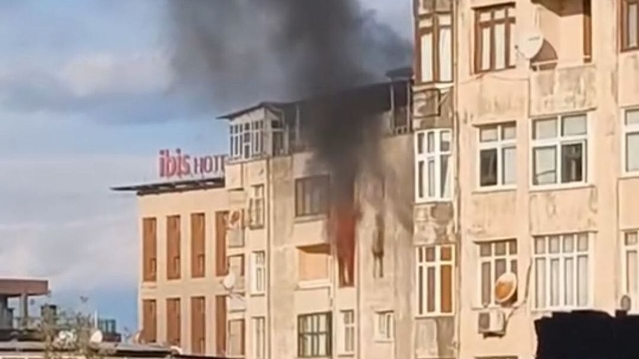 Adana Çınarlı Mahallesi'nde 6. Kat Yangını İtfaiye Tarafından Söndürüldü