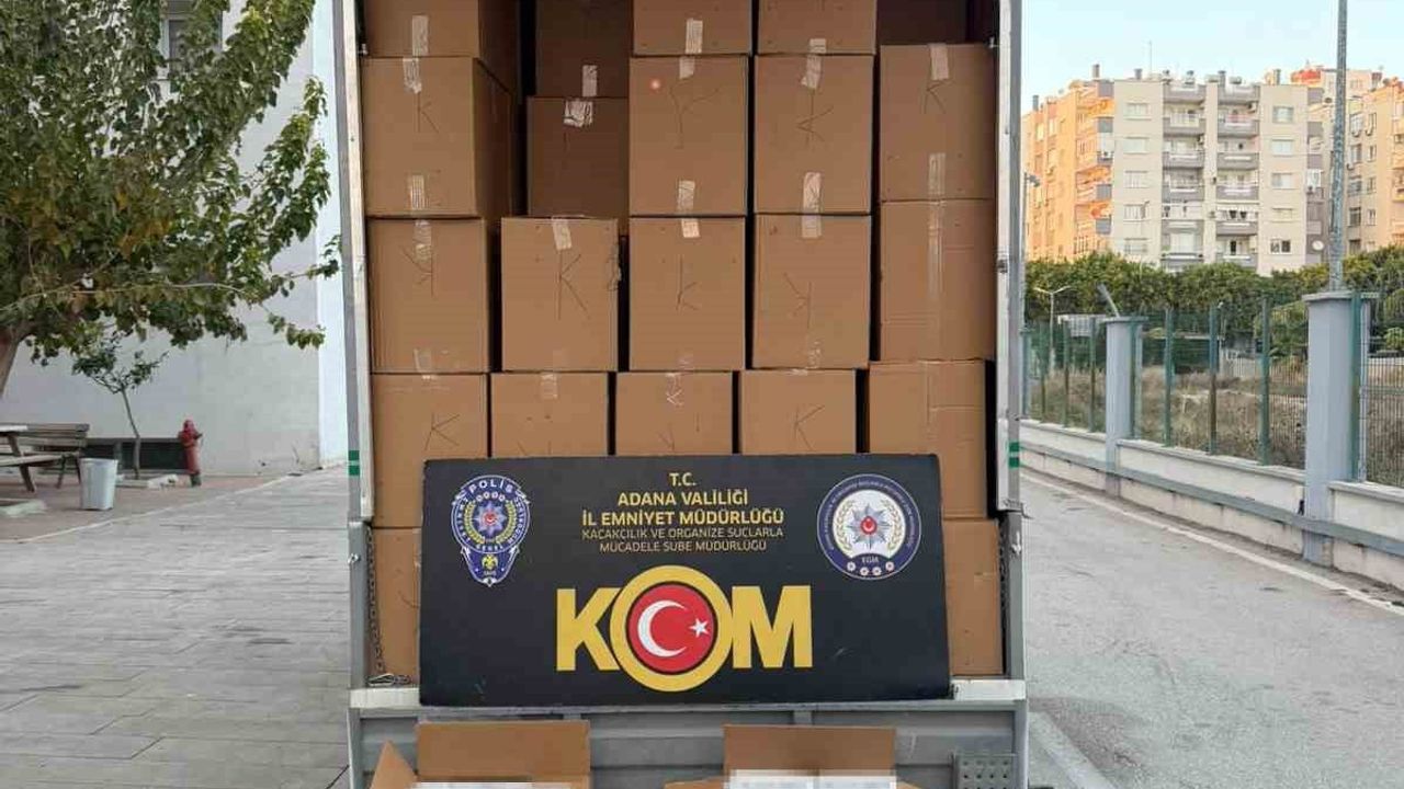 Adana'da 11 milyon 650 bin kaçak makaron ele geçirildi: 4 tutuklama