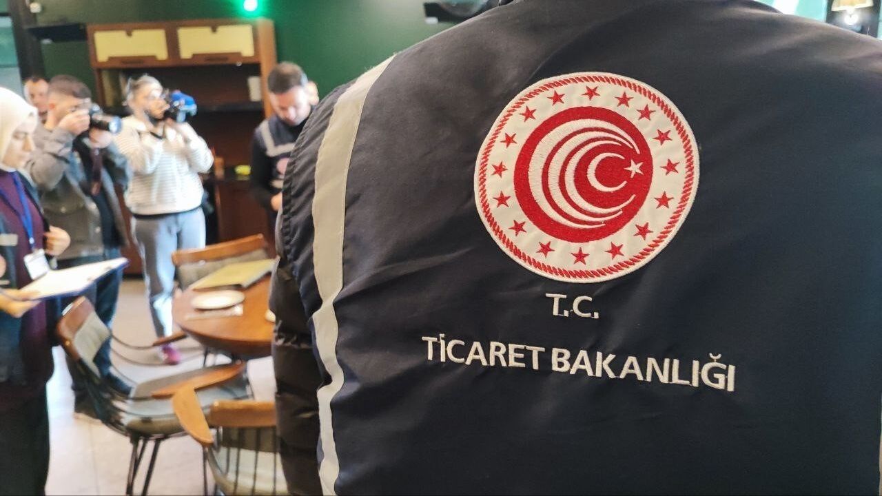 Adana'da Etiket Denetimleri: 3 milyon 845 bin lira Cezai İşlem