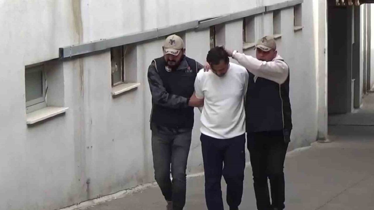 Adana'da FETÖ firarisi ihraç icra müdürü yakalandı