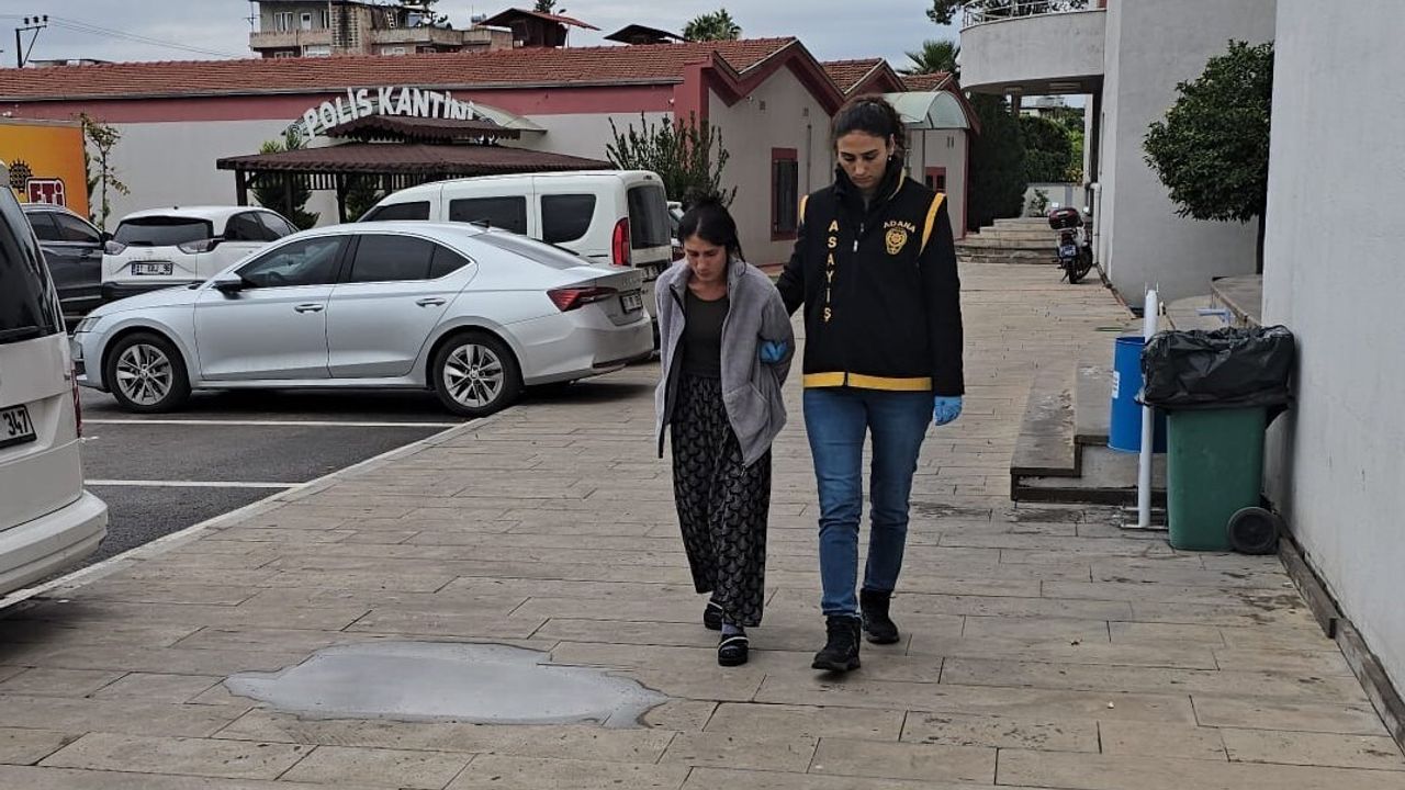 Adana'da kadın hırsızlar 670 bin TL'lik altın çaldı: Biri tutuklandı