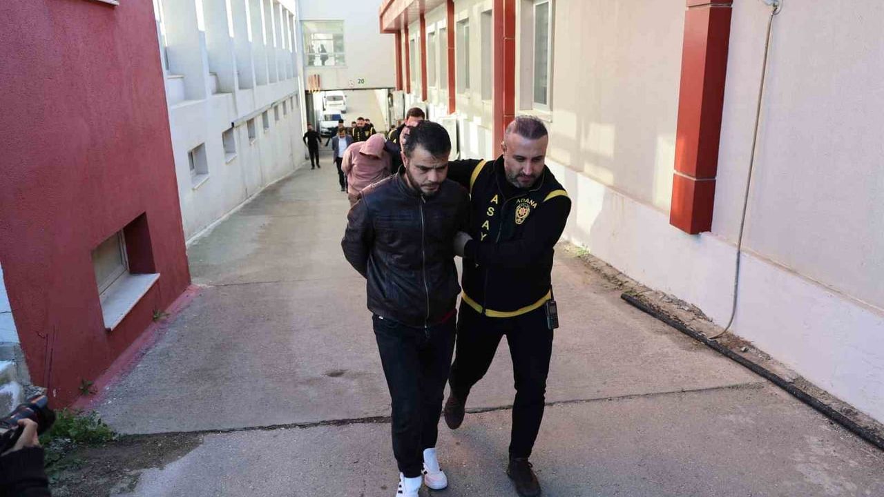 Adana'da Kahvehane Çifte Cinayeti: 11 Kişi Tutuklandı