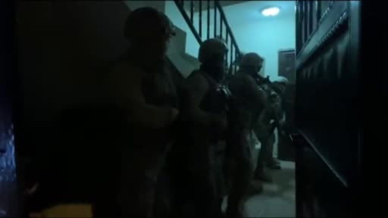 Adana'da Şafak Operasyonu: Torbacılara Baskın, 18 Tutuklama