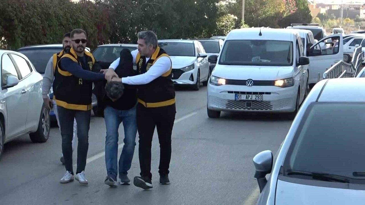 Adana'da Sahte Kimlikle 'Ali Demir Evrensel' Hesabı Açan Firari Hükümlü Yakalandı