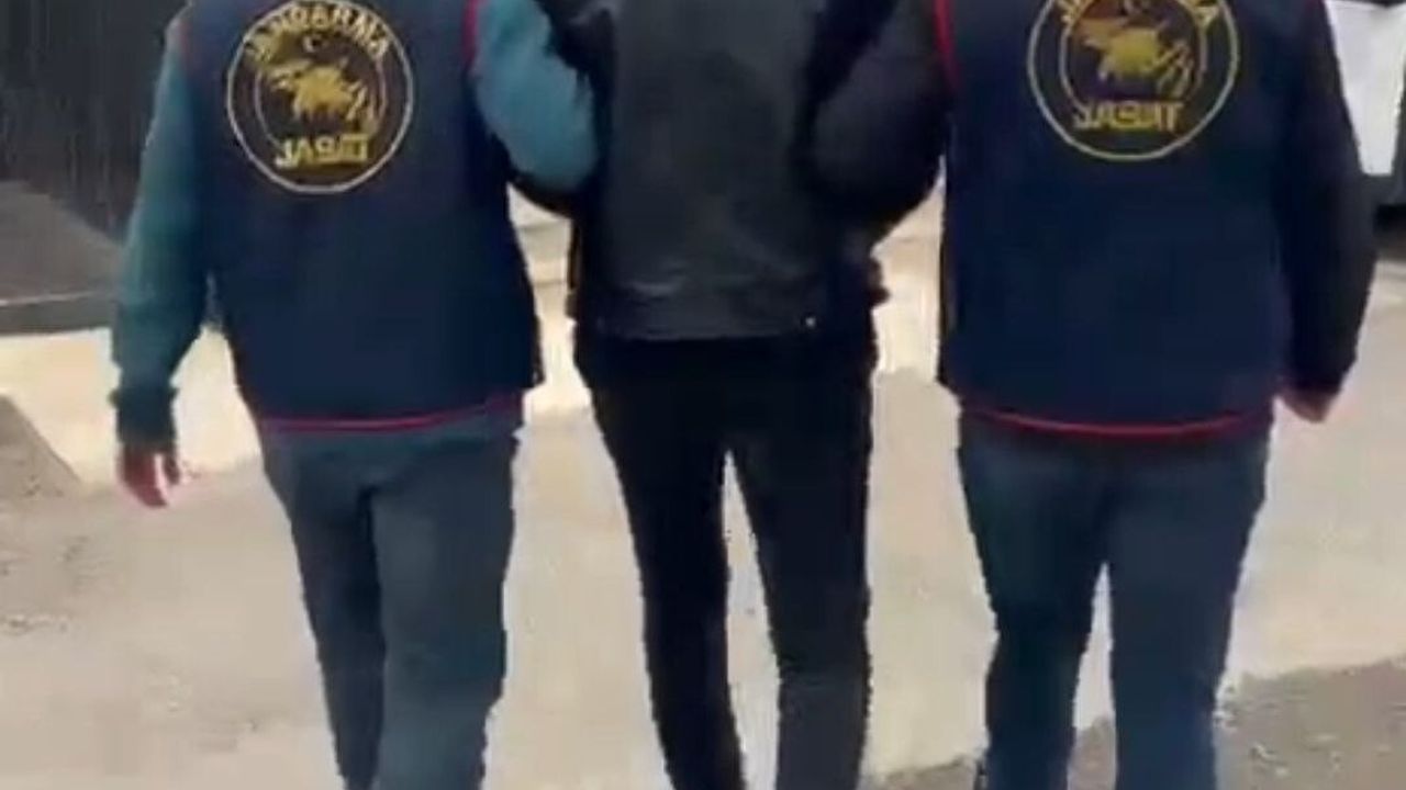 Adana Kozan'da 41 Yıl Kesinleşmiş Hapisle Aranan İ.S.K. Jandarmaya Yakalandı