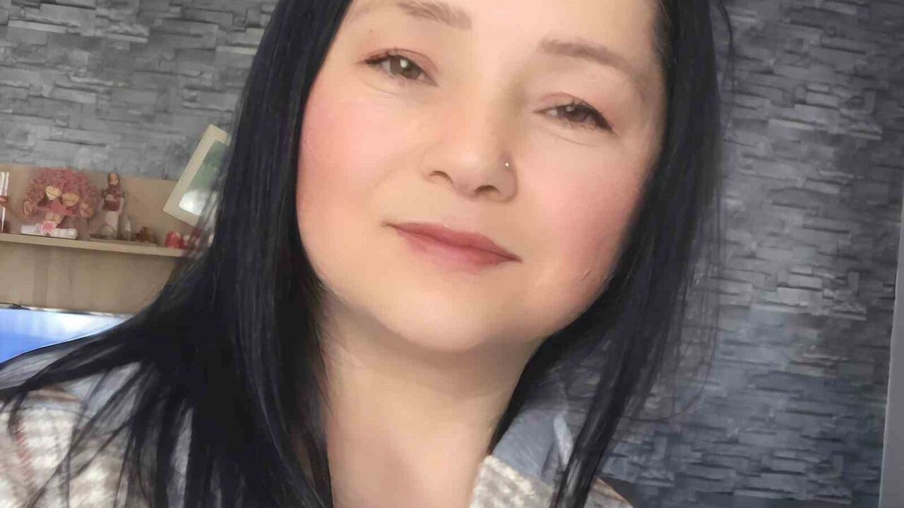 Adapazarı D-020'de yolun karşısına geçen kadın otomobilin çarpmasıyla hayatını kaybetti