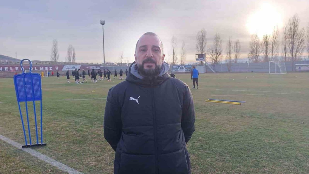 Adem Çağlayan: 'Atmaktan Çok Kaçırdıklarımızı Sorgulamalıyız' — Elazığspor Play-off Hedefinde