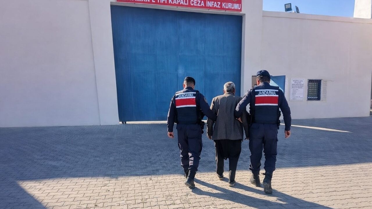 Adıyaman'da 10 yıl 5 ay kesinleşmiş hapis cezası bulunan N.S. yakalandı