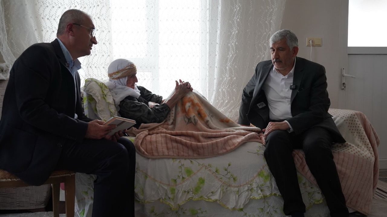 Adıyaman'da 105 Yaşındaki Hanım Orman AK Parti'ye Üye Oldu