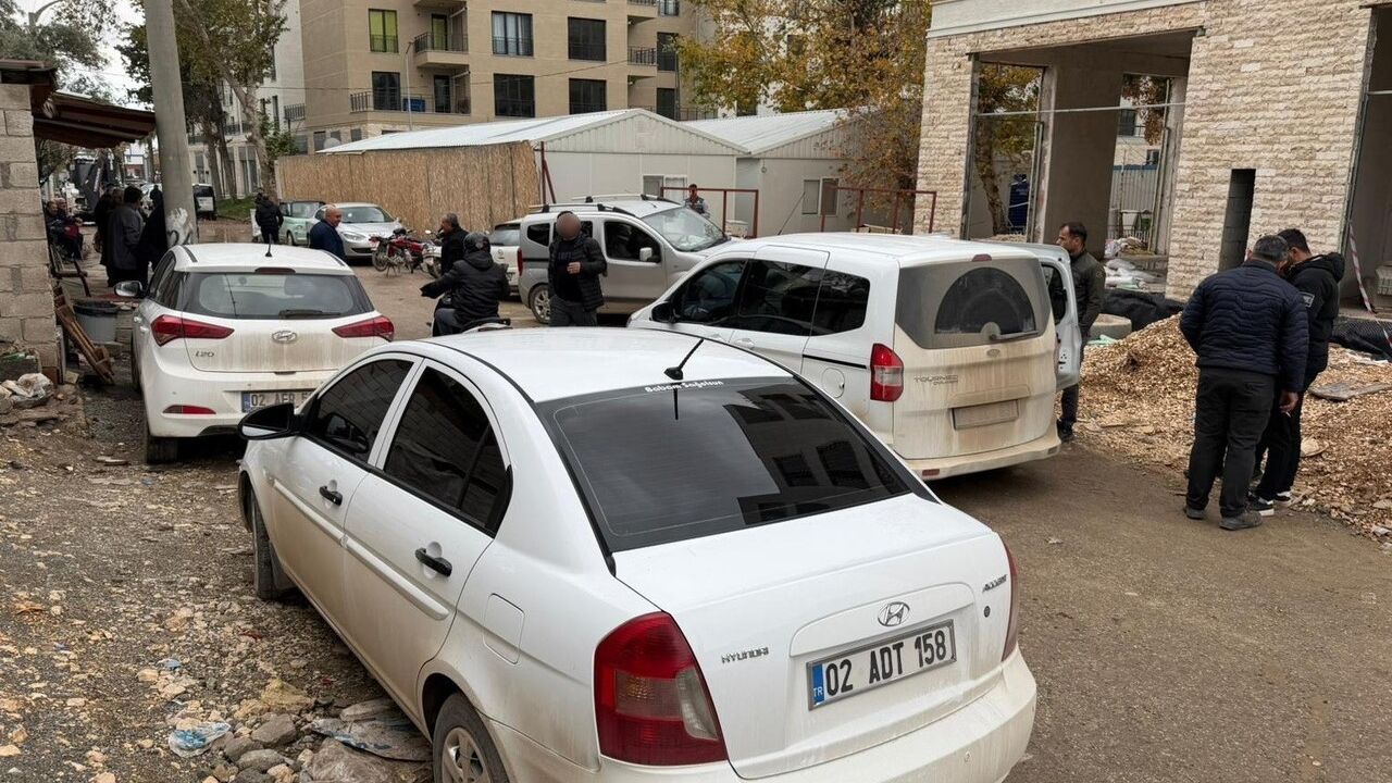 Adıyaman'da Bıçaklı Kavga: 4 Kişi Yaralandı