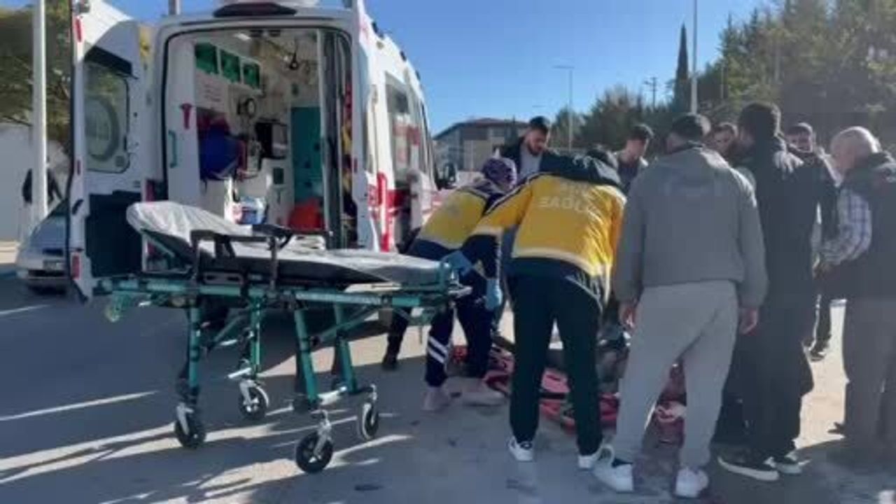 Adıyaman'da Motosiklet ile Otomobil Çarpıştı: 1 Yaralı