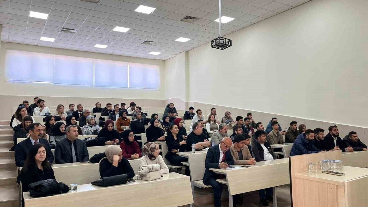 Adıyaman Üniversitesi İİBF'de STK Zirvesi — Sivil Toplumun Rolü ve Geleceği