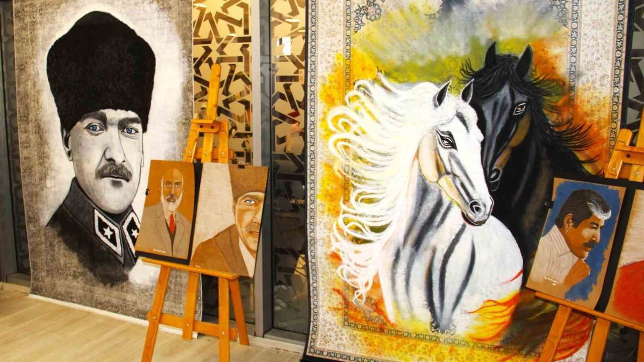 Afşinli 'Şehitlerin Ressamı' Ülger Gülbahar’ın Halıdan Tuvale İlk Kişisel Sergisi