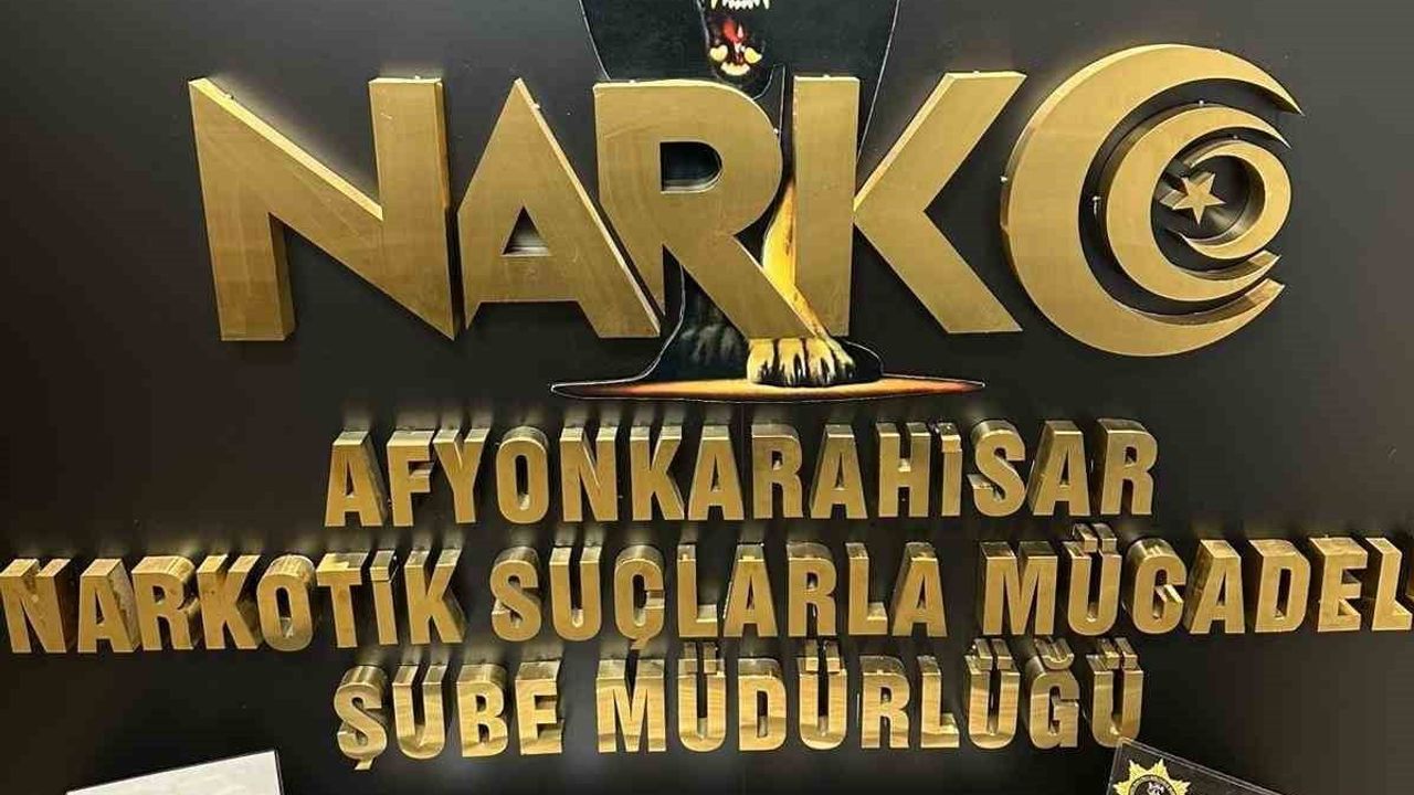Afyonkarahisar'da 280 Uyuşturucu Hapla Yakalanan Şahıs Tutuklandı