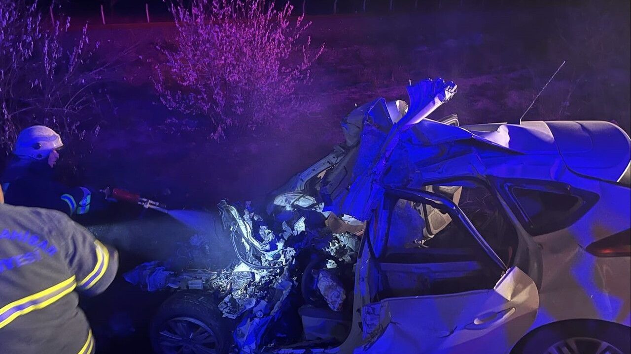 Afyonkarahisar'da Beton Mikseriyle Çarpışma: Sürücü Hayatını Kaybetti