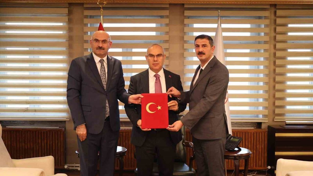 Ağrı'da Sosyal Denge Sözleşmesi En Üst Limitten İmzalandı