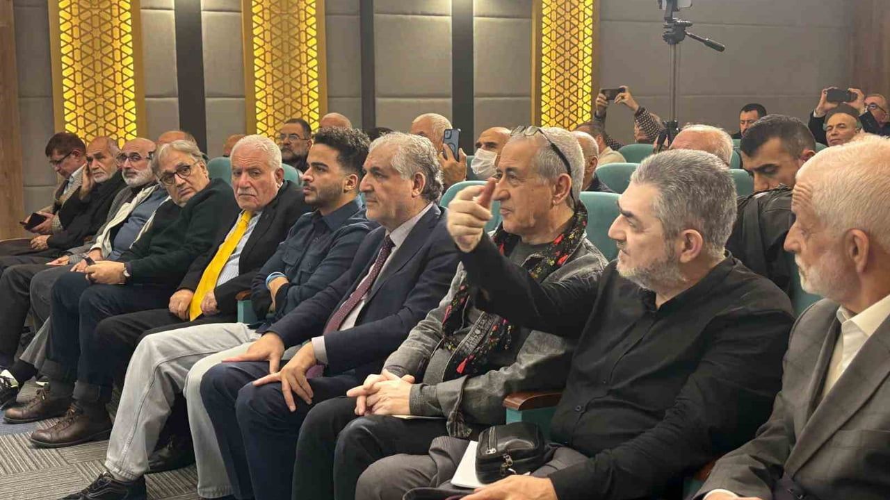 Ahmet Arvasi Eyüpsultan'da Anıldı — Yeni Dünya Vakfı'nda 37. Yıl