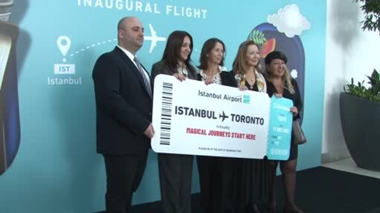 Air Transat’ın İstanbul’a İlk Direkt Toronto Uçuşu