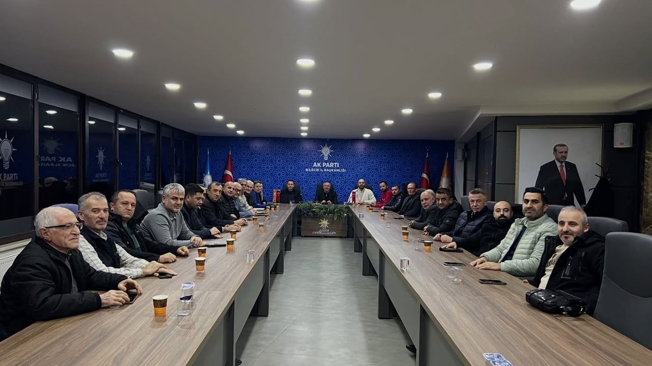 AK Parti Bilecik’te Haftalık İl Yönetim Kurulu Toplantısı
