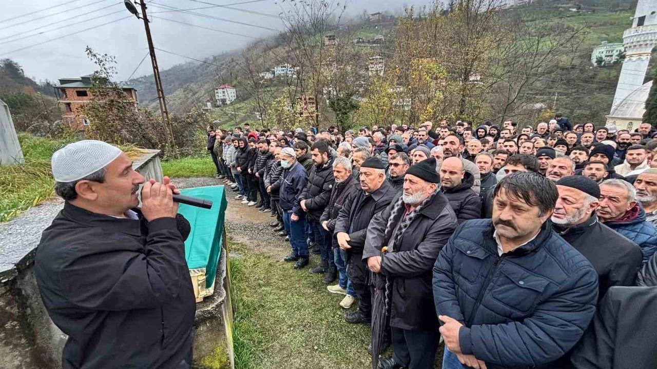 Akçaabat'ta çalıntı araç dehşeti: 24 yaşındaki Ramazan Altunay yaşamını yitirdi
