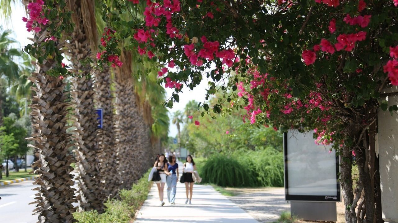 Akdeniz Üniversitesi UI GreenMetric 2025'te 119 Basamak Yükseldi — 424. Sırada