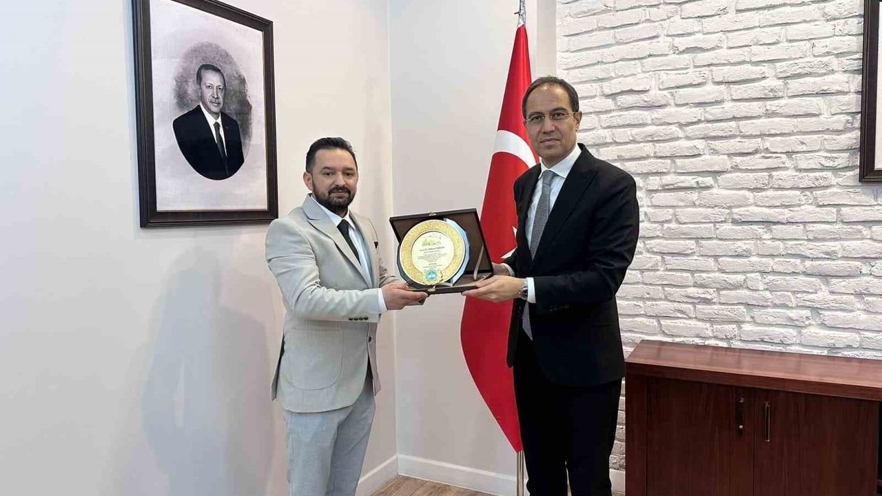 AKİB’ten Kayseri İl Sağlık Müdürü Dr. Mehmet Erşan’a Teşekkür Ziyareti