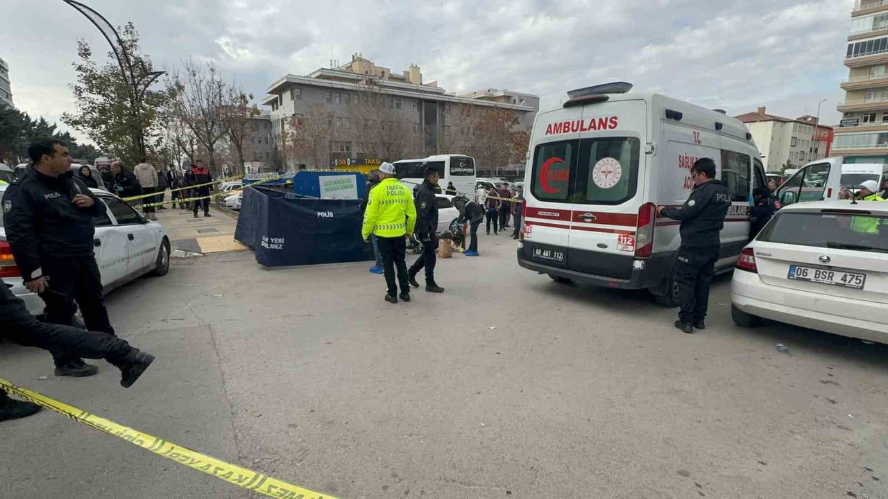 Aksaray'da Motosiklet Kazası: Liseli Yolcu Kaldırıma Çarpıp Hayatını Kaybetti