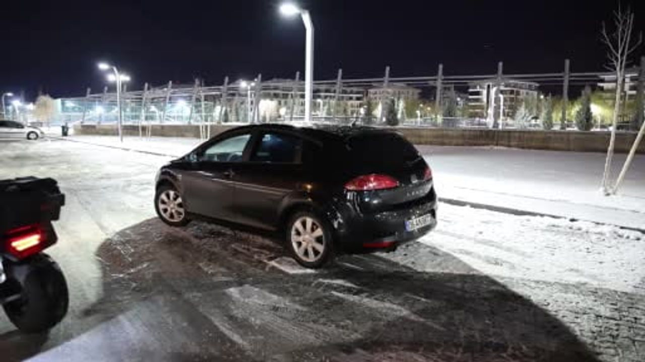 Aksaray'da Parkta Drift: 2 Sürücüye 111 Bin 461 TL Ceza