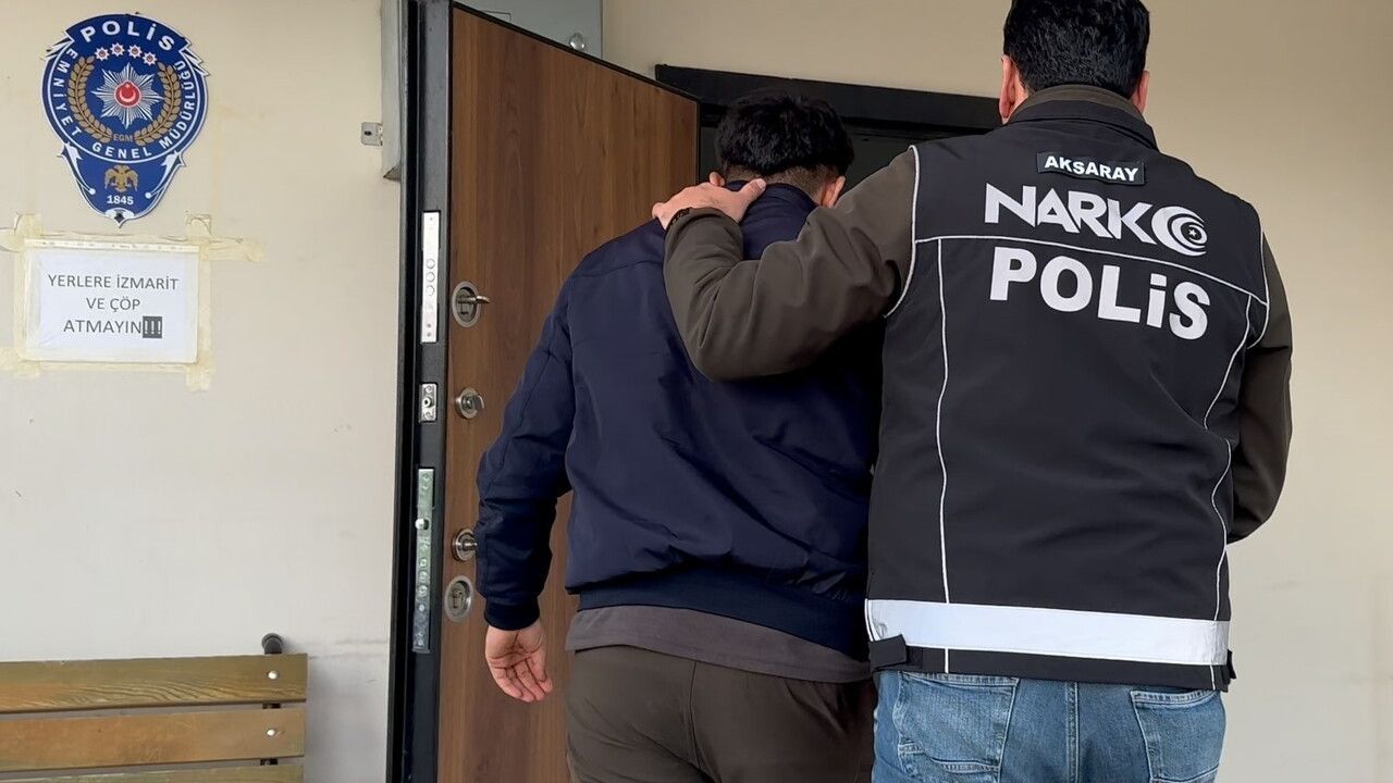 Aksaray'da Telefon Dolandırıcısı Taksisinde 5,5 Milyonluk Altınla Yakalandı