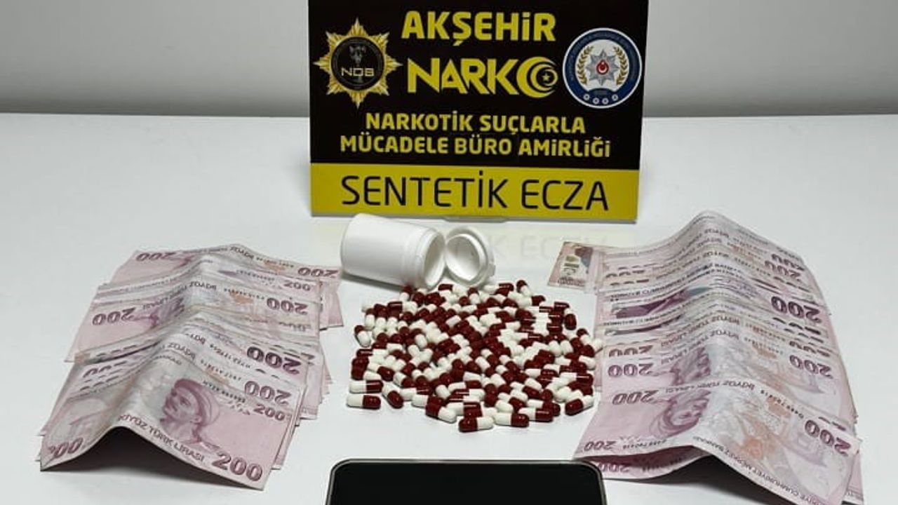 Akşehir'de Uyuşturucu Operasyonu: 134 Hap ve 12 Bin TL, 1 Tutuklama