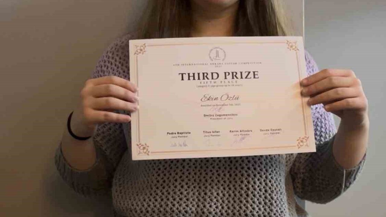 Anadolu Üniversitesi Konservatuvarı'ndan Ulusal Gitar Başarısı