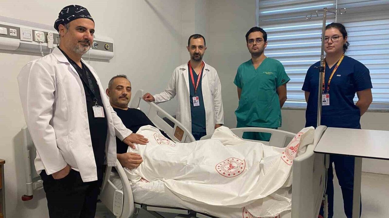 Ankara'da 7,5 kg'lık dev böbrek kitlesi: Kilo sandı, 11 kg verdi