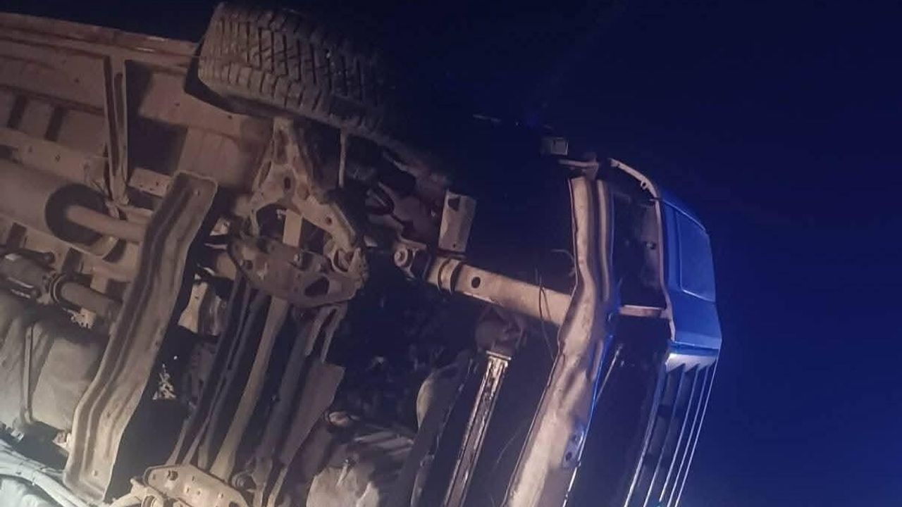 Ankara'da İşçi Servisi Devrildi: Nallıhan'da 14 Yaralı