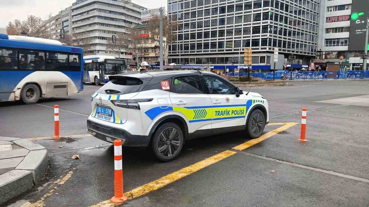 Ankara'da Yılbaşı Güvenliği: Kızılay ve Tunalı Caddesi'nde Geniş Tedbirler