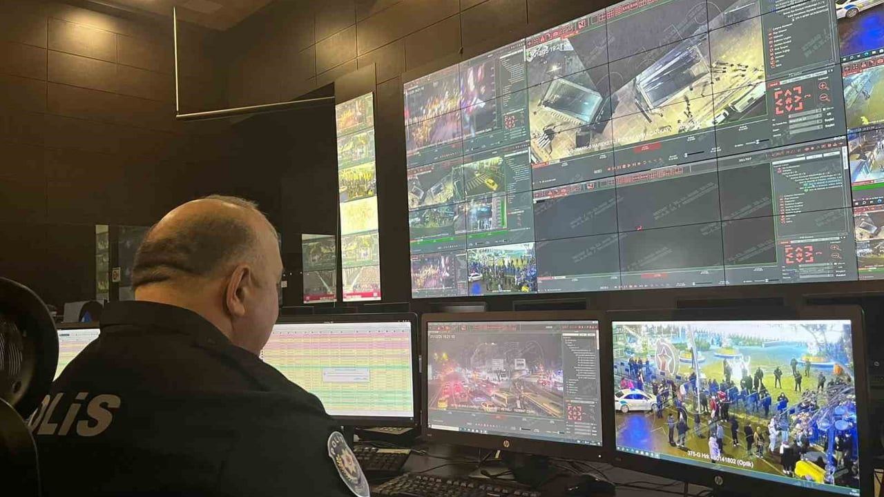 Ankara'da yılbaşı tedbirleri: 641 noktada 2 bin 684 ekip, 19 bin 242 personel