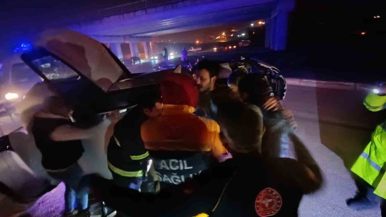 Antakya'da Takla Atan Araç: Narlıca'da 2 Yaralı