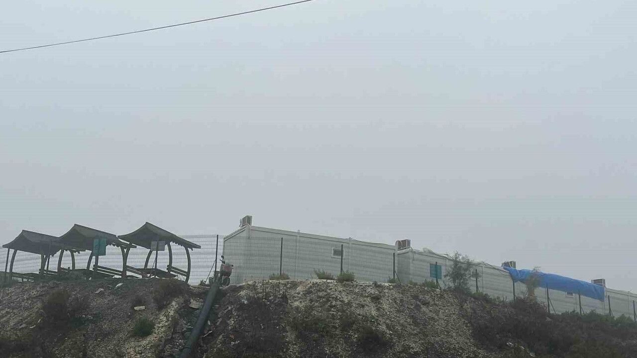 Antakya'da Yoğun Sis: Görüş 50 Metreye Düştü