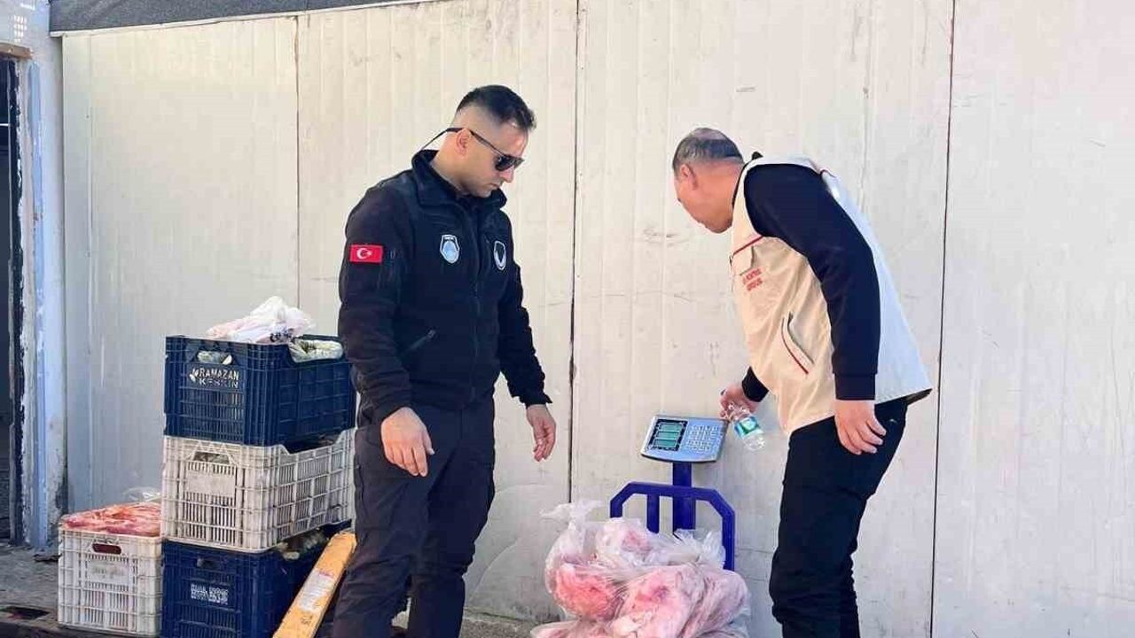 Antalya Kepez'de 574 Kilo Bozuk Gıda Ele Geçirildi