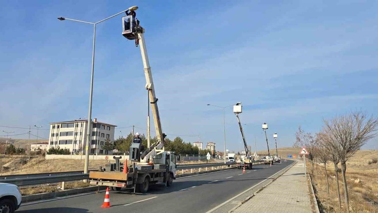 Aras Elektrik Bayburt’ta LED Aydınlatma Yatırımı: %70 Enerji Tasarrufu Hedefi