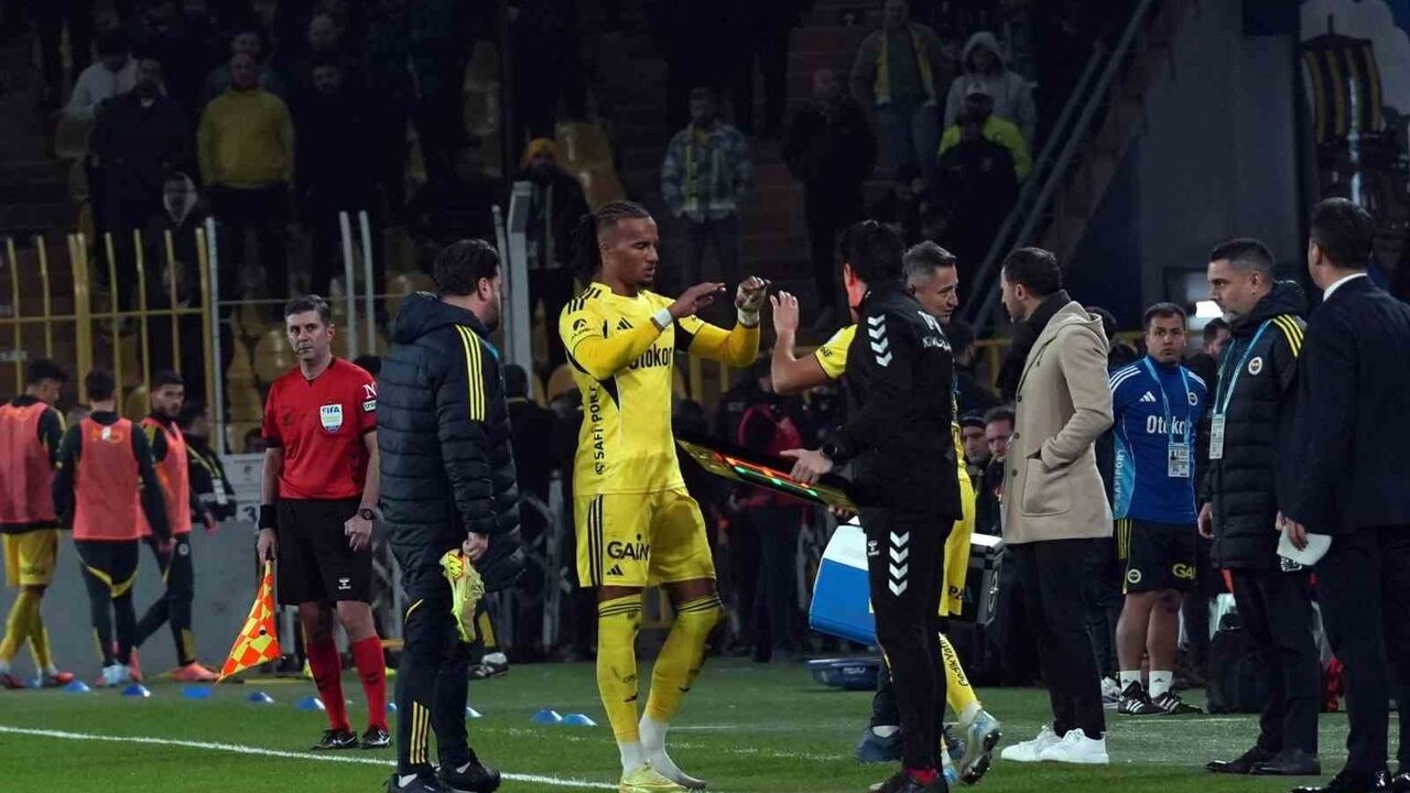Archie Brown sakatlandı: Fenerbahçe - Konyaspor maçında oyuna devam edemedi