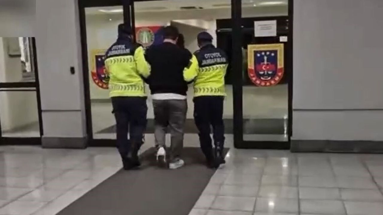 Arnavutköy'de Jandarma Operasyonu: Trafiği Tehlikeye Atan 4 Yarışçı Yakalandı